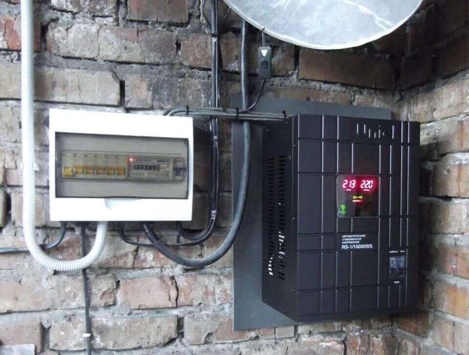 Установка стабилизатора напряжения